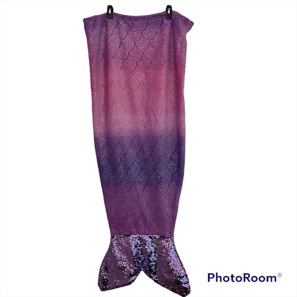 Mermaid tale blanket with sequined‎ tail - Picture 1 of 11
